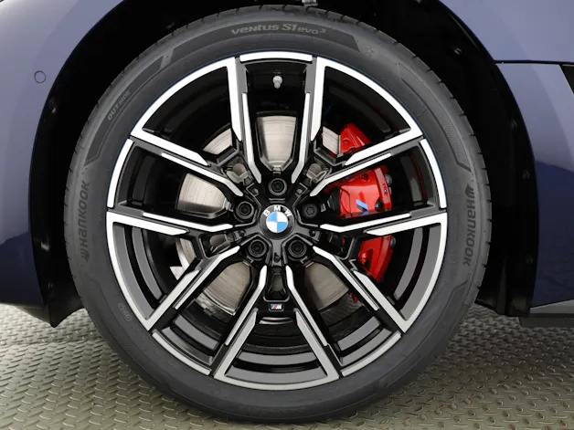 BMW i4 xDrive40