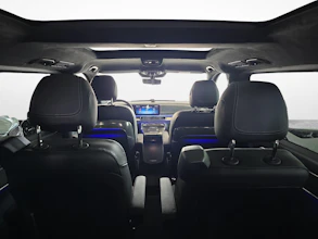 https://vehicle.imgix.net/4270373/067f95b2-8b69-4a80-a477-1fa4b09f3944.jpg