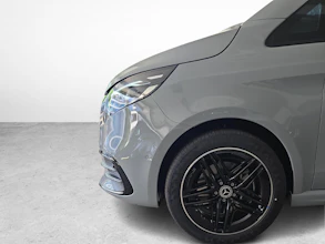 https://vehicle.imgix.net/4270373/6c8807ab-c734-4712-84b1-90534cc58c89.jpg