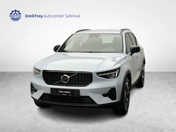 Fahrzeugbild VOLVO XC40 2.0 B3 MH Plus Dark