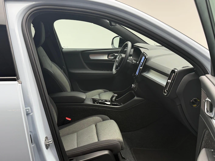 Fahrzeugbild VOLVO XC40