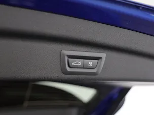 BMW 230e xDrive paddles Active Tourer