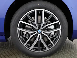 BMW 230e xDrive paddles Active Tourer