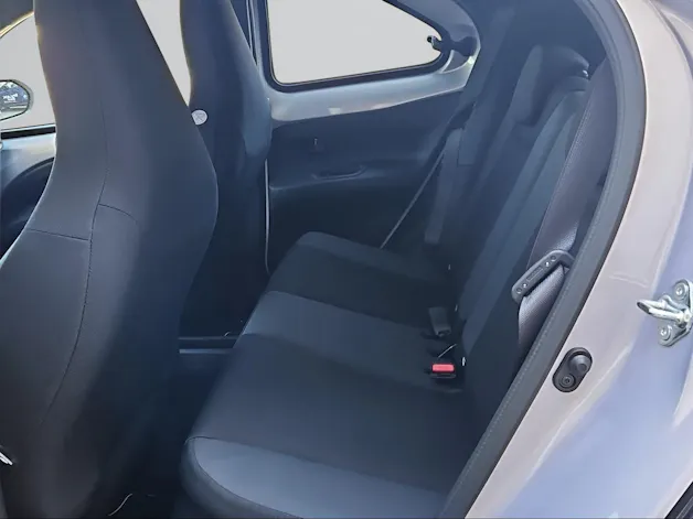 Toyota Aygo X 1.5 VVT-i HSD Style