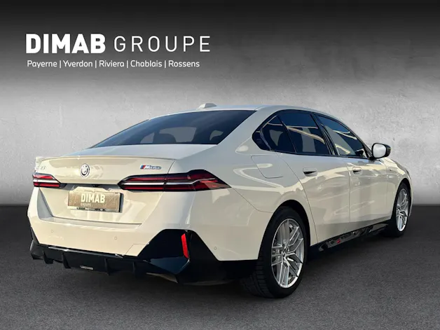 BMW i5 M60 xDrive 📍 ** Action de leasing à 1.9% **