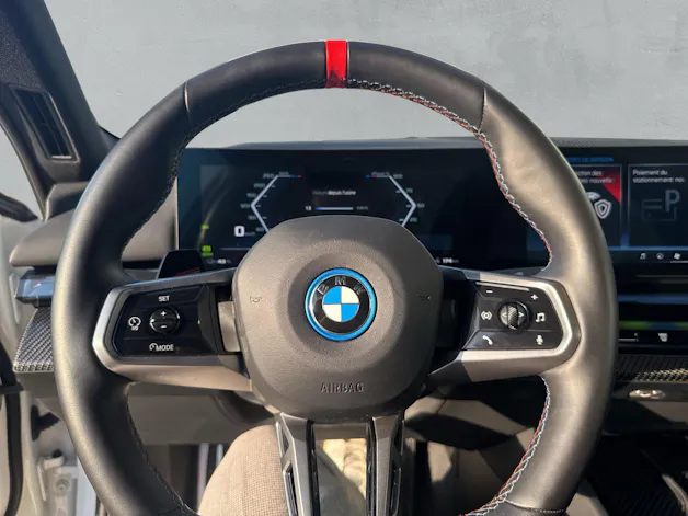 BMW i5 M60 xDrive 📍 ** Action de leasing à 1.9% **