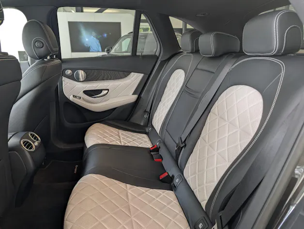 Mercedes-Benz GLC 200 AMG Line 4m