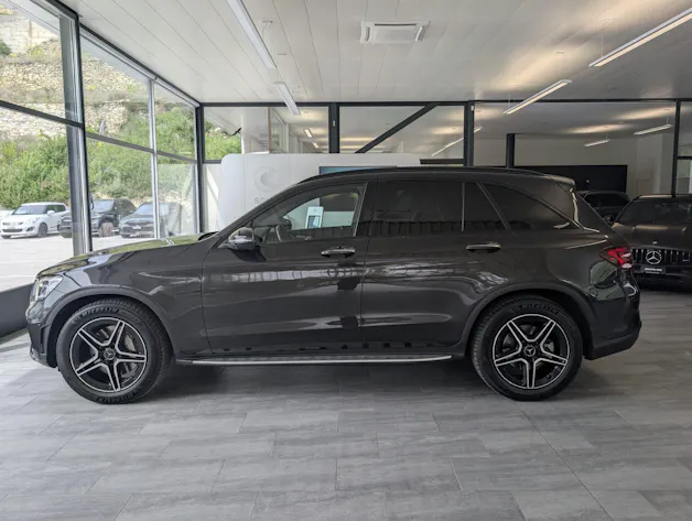 Mercedes-Benz GLC 200 AMG Line 4m
