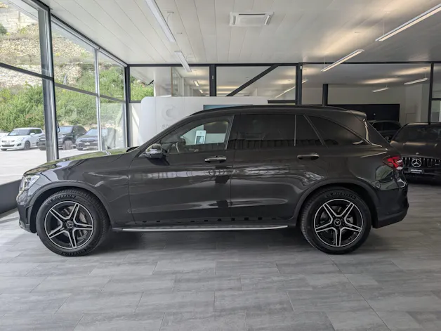Mercedes-Benz GLC 200 AMG Line 4m