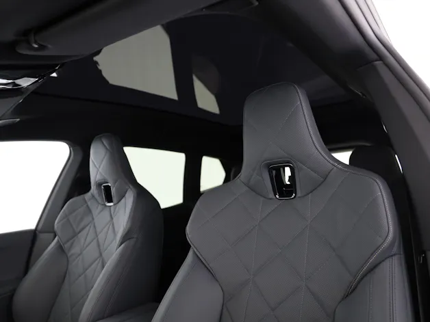 BMW iX M70