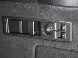 BMW iX M70