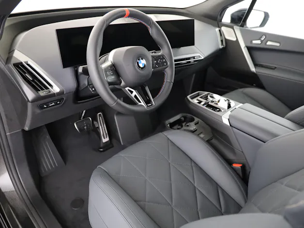 BMW iX M70