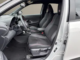 Toyota Yaris Cross 1.5 VVT-i HSD GR Sport
