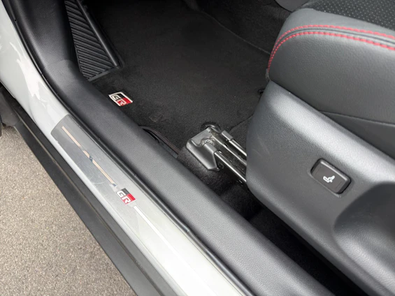 Fahrzeugbild 16 Fahrzeugbild 16