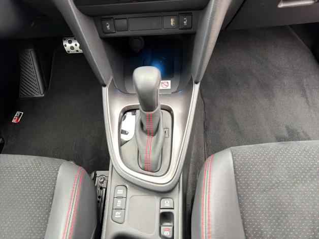 Toyota Yaris Cross 1.5 VVT-i HSD GR Sport