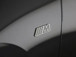 BMW iX M70