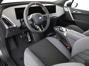 BMW iX M70