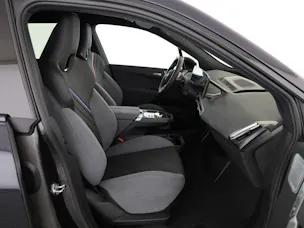 BMW iX M70
