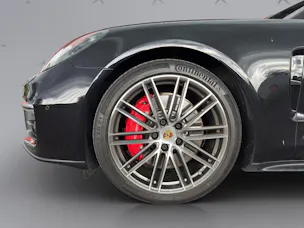Porsche Panamera Sport Turismo 4.0 V8 GTS