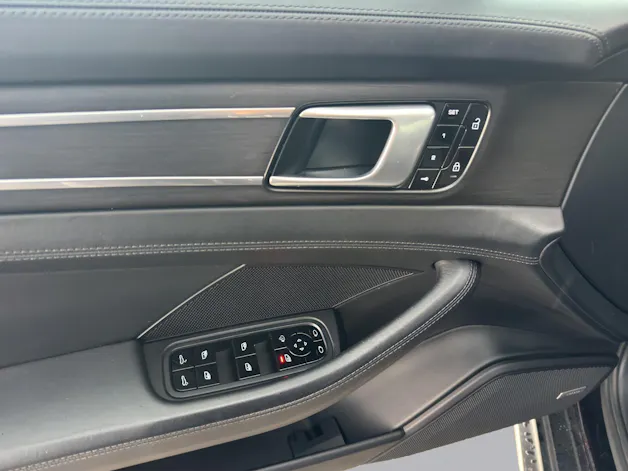 Porsche Panamera Sport Turismo 4.0 V8 GTS