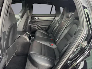 Porsche Panamera Sport Turismo 4.0 V8 GTS