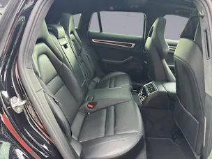 Porsche Panamera Sport Turismo 4.0 V8 GTS
