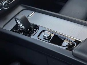 Volvo XC60 2.0 T6 TE Ultimate Dark eAWD