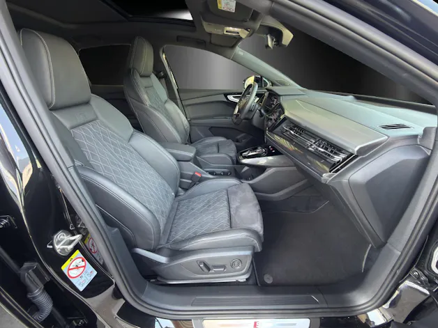 AUDI Q4 Sportback e-tron 50 quattro