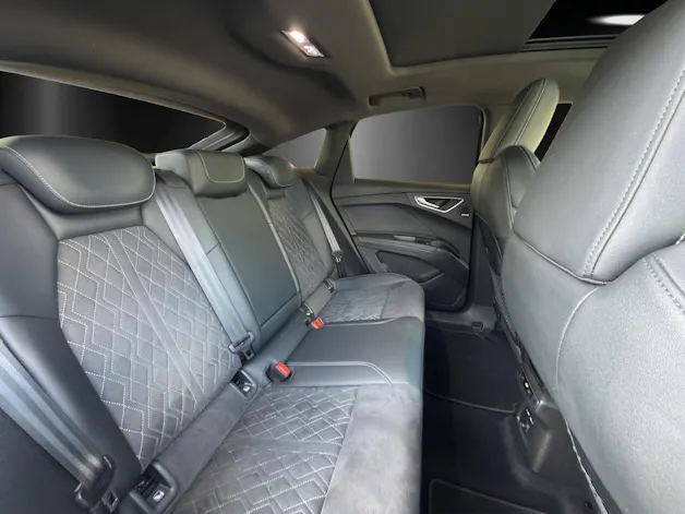 AUDI Q4 Sportback e-tron 50 quattro