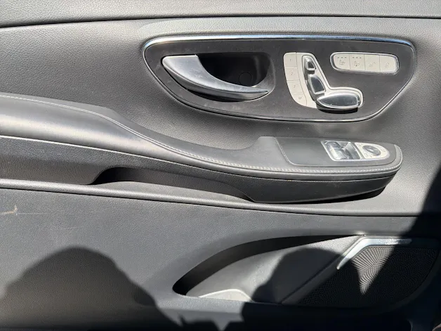 Mercedes-Benz V 300 d Avantgarde L 4M