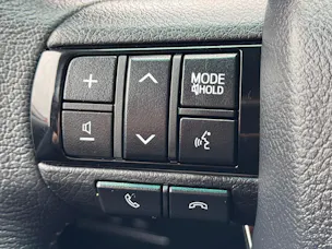 Toyota Hilux 2.8d MHEV Invincible Double Cab 4x4