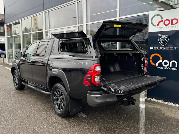 Toyota Hilux 2.8d MHEV Invincible Double Cab 4x4