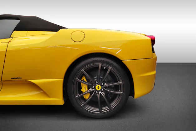 Ferrari F430 16M