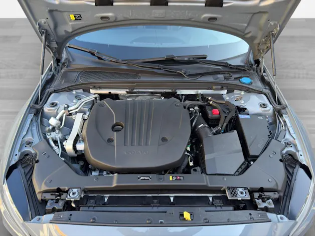 Volvo V60 B5 Bezin Mild Hybrid AWD R-Design Geartronic