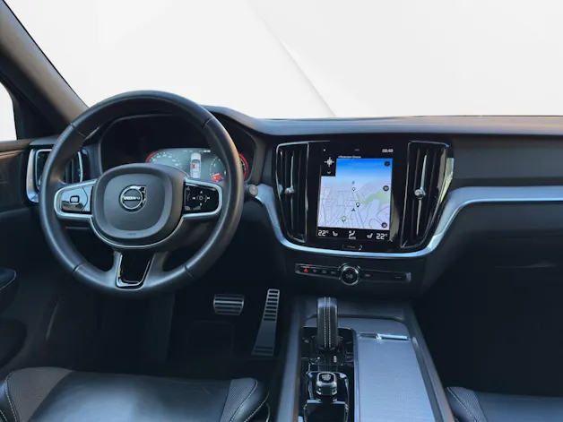 Volvo V60 B5 Bezin Mild Hybrid AWD R-Design Geartronic