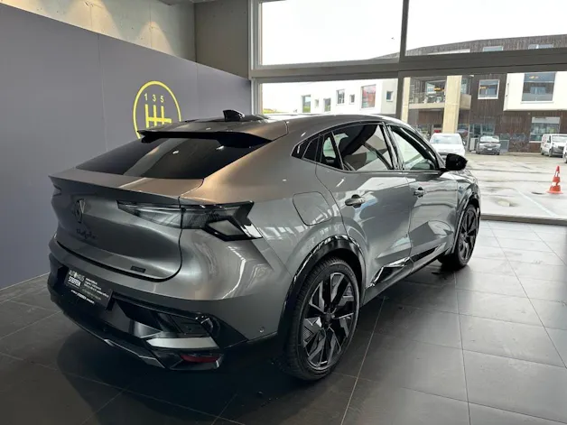 Renault Rafale 1.2 E-Tech Plug-in Hybrid 300 4x4 Esprit Alpine