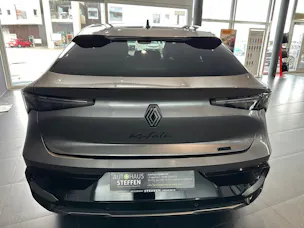 Renault Rafale 1.2 E-Tech Plug-in Hybrid 300 4x4 Esprit Alpine