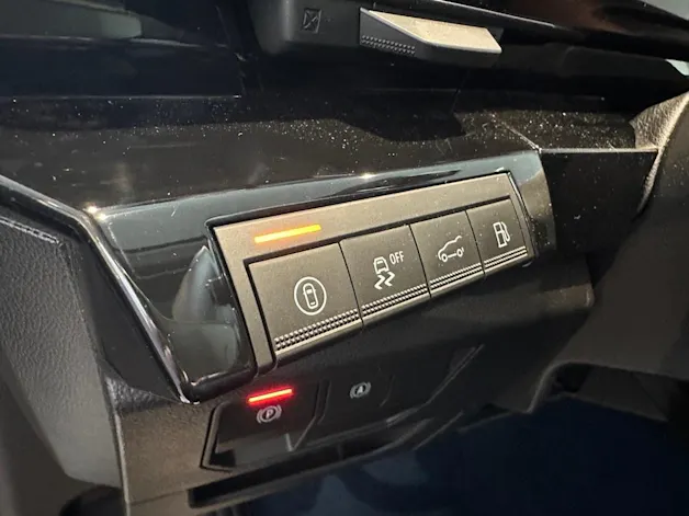 Renault Rafale 1.2 E-Tech Plug-in Hybrid 300 4x4 Esprit Alpine