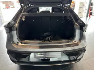 Renault Rafale 1.2 E-Tech Plug-in Hybrid 300 4x4 Esprit Alpine