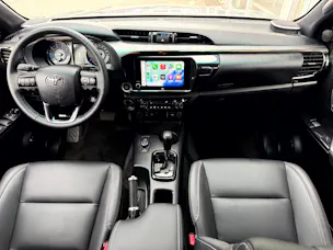 Toyota Hilux 2.8d MHEV Invincible Double Cab 4x4