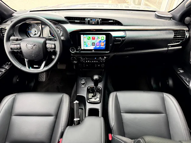 Toyota Hilux 2.8d MHEV Invincible Double Cab 4x4