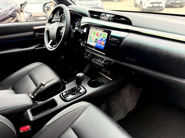 Toyota Hilux 2.8d MHEV Invincible Double Cab 4x4