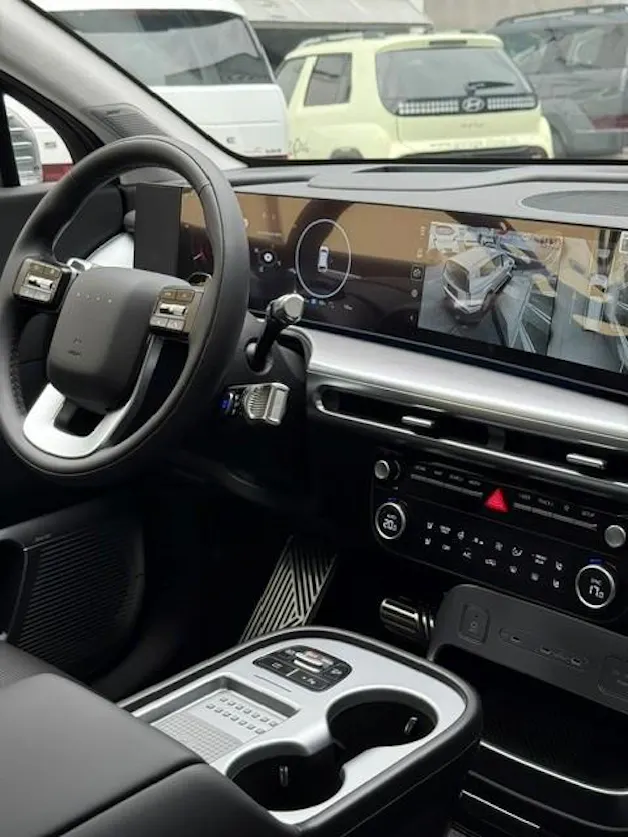 HYUNDAI Ioniq 9 Calligraphy 4WD
