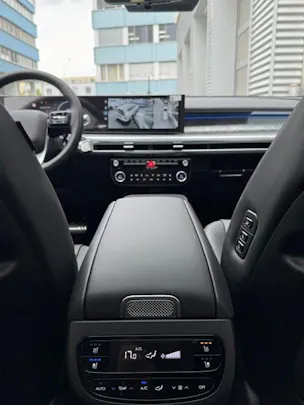 HYUNDAI Ioniq 9 Calligraphy 4WD