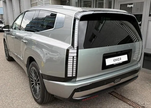 HYUNDAI Ioniq 9 Calligraphy 4WD