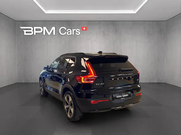 Volvo XC40 B4 Benzin Mild Hybrid Plus Dark DCT