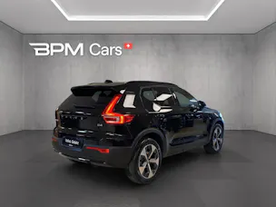 Volvo XC40 B4 Benzin Mild Hybrid Plus Dark DCT