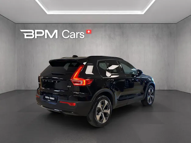 Volvo XC40 B4 Benzin Mild Hybrid Plus Dark DCT