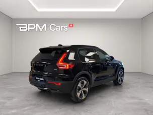 VOLVO XC40 B4 Benzin Mild Hybrid Plus Dark DCT
