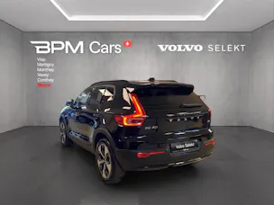Volvo XC40 B4 Benzin Mild Hybrid Plus Dark DCT